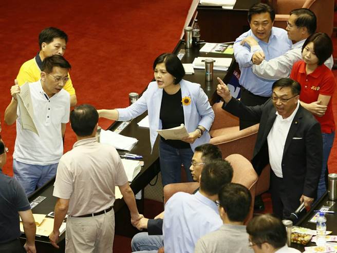 27����B7�ȳ\�޹�p�L�ߩe���z����a