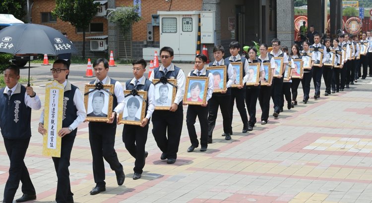 �g�cͲ�d�������k���[�����b���ȥ��h����k�q�u�|�|��ï�F�t���B�}������ʕ[��������W�K�����p�L��