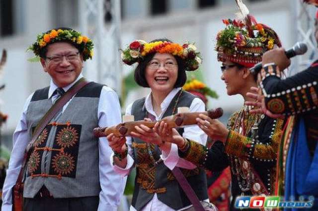 ���Y��ڥ�3���e�������}5�K �X���j����