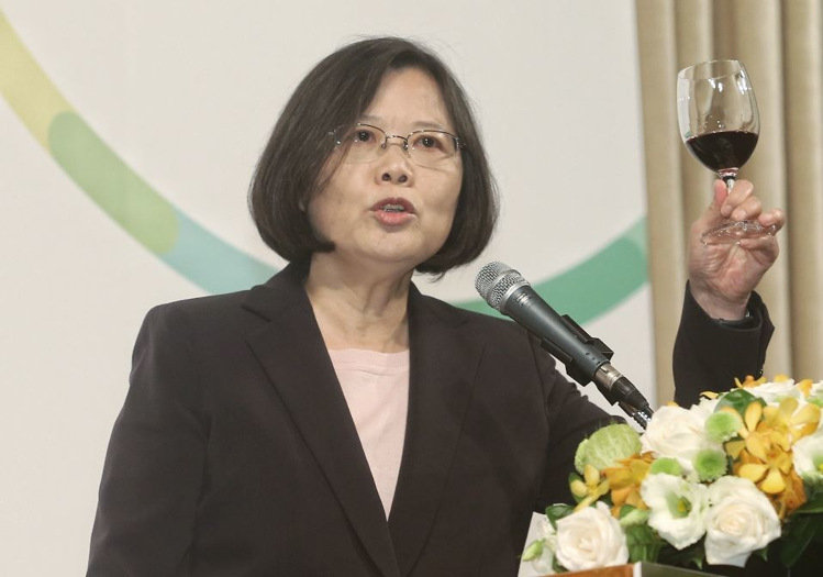 ��\�k�������Y��:���w���l�`���Yâ�����ĥ��I�|�}