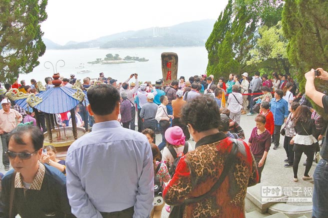 �Ԓ����ͿW���W���W�j�˫��z ��������k���@�C