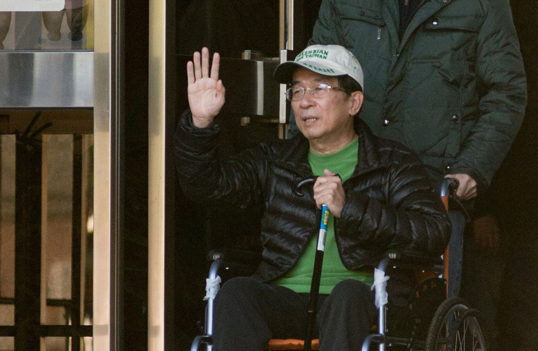 �V�S������