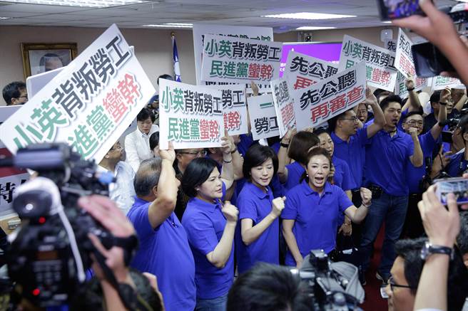 ä���n�L�ߩe��ħ���L��Y���������