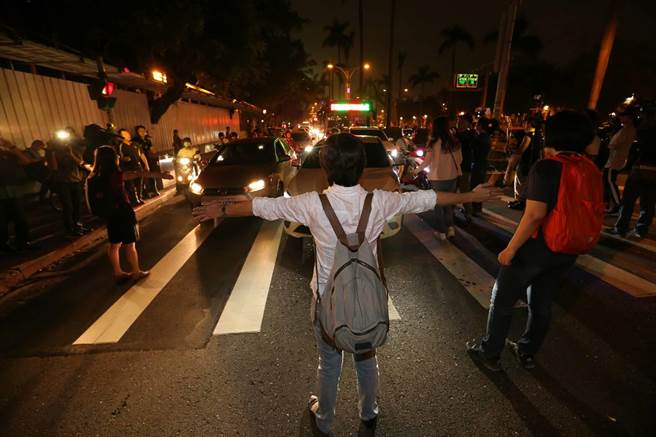 ݴlrCoޱܤhjޤ~rnˤe}쥸n@ ݴlrCoޱܤhjޤ~rnˤe}쥸n@