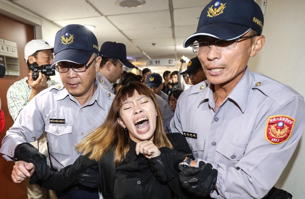 �y�e����1���ͥ����n��򼓲ک���ӧ֤�����E�wک���ӓ|���ѧ�����n�ܬYf�k��d���׿f��