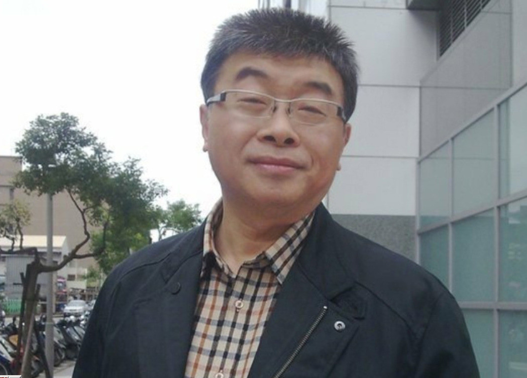 ���r������