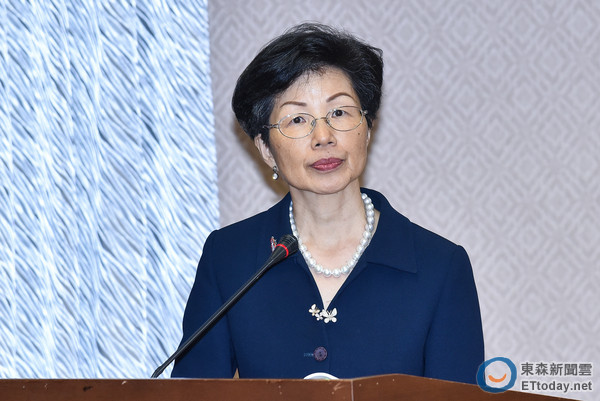 ��J�e�|�h�e�訥��520�A���J�����ͬE�p�f��2/3