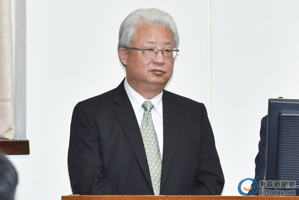 ��q��u���Y��K