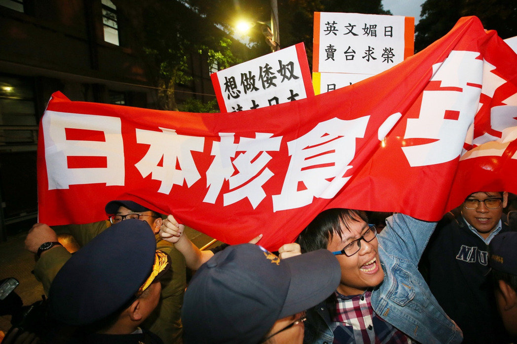 ä���n�y�e���ܬY�������� �����Y����������ʐ�