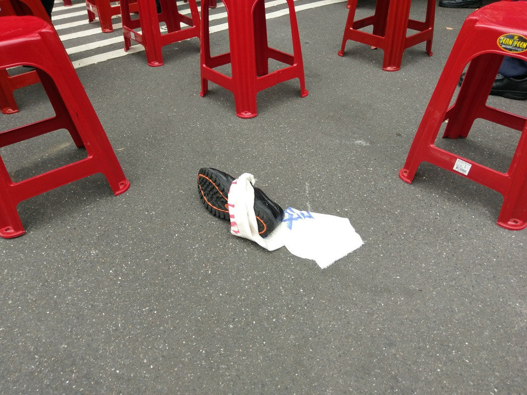 �����n�L���u�|��򼓲ک������ܬY�ݴ񥴩b��