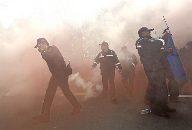 �����}��e������ʕ[��������W�K���ȹq��p�L��