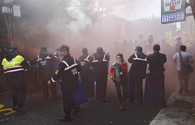 �����}��e������ʕ[��������W�K���ȹq��p�L��