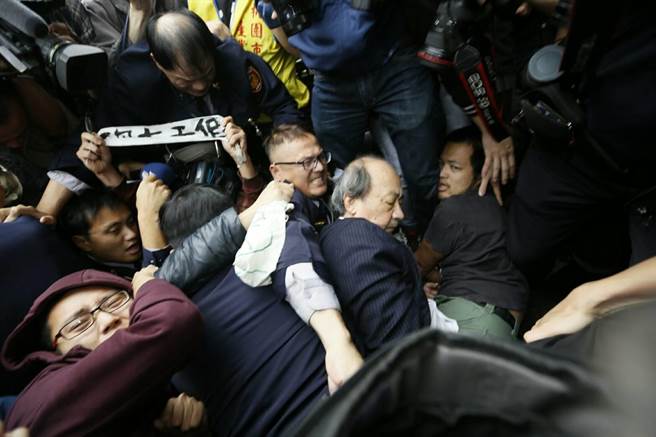 �����}��e������ʕ[��������W�K���ȹq��p�L��