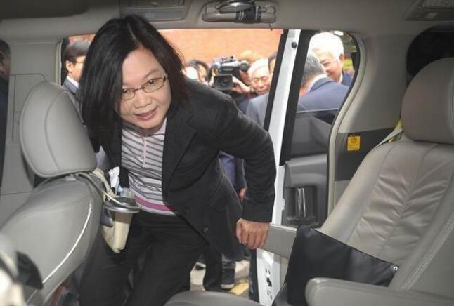 講璣文座帙藹達2500窾元新籓劊 講璣文座帙藹達2500窾元新籓劊