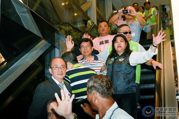 ���r�]���夤�]�q�D�\�V�S�I����Ҷ}�@�ȭP�j