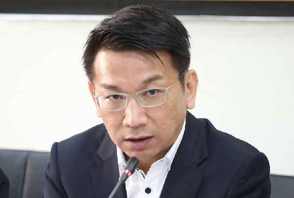 �L�Ȓҡ��K2020�֫D��p�J�[ ä���n�䧹�h�����A��