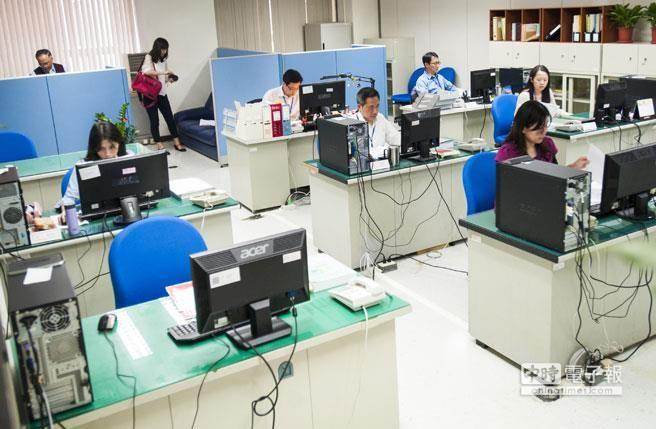 �L�ã��å𡲒ڹj�ޥ��H ������\�����ا��L�~