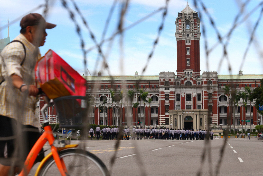 ��C�����ا��s�@�J�} �e�����𤧹j�U���U�}