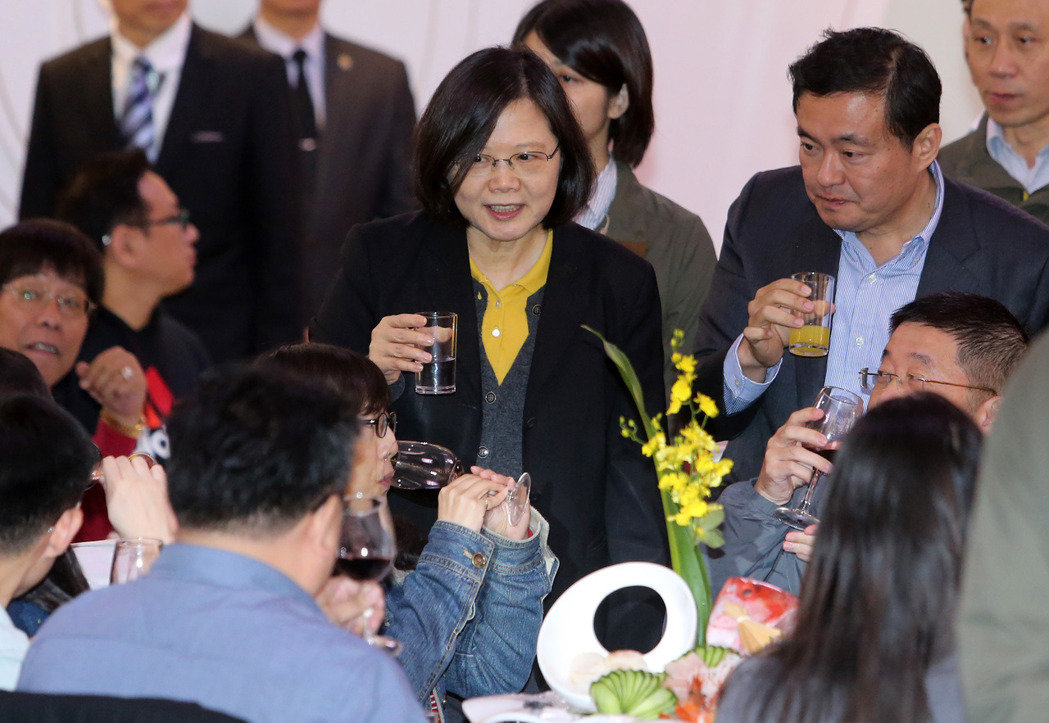 ä���n������n�Y��iphone�Y�o����@������