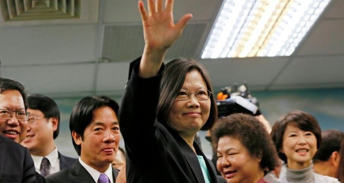 ���Y�������