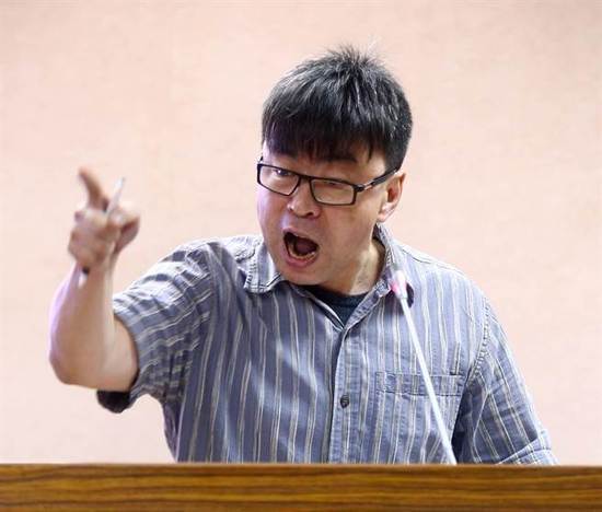 顢\tzūoLo jl~|˒ 顢\tzūoLo jl~|˒