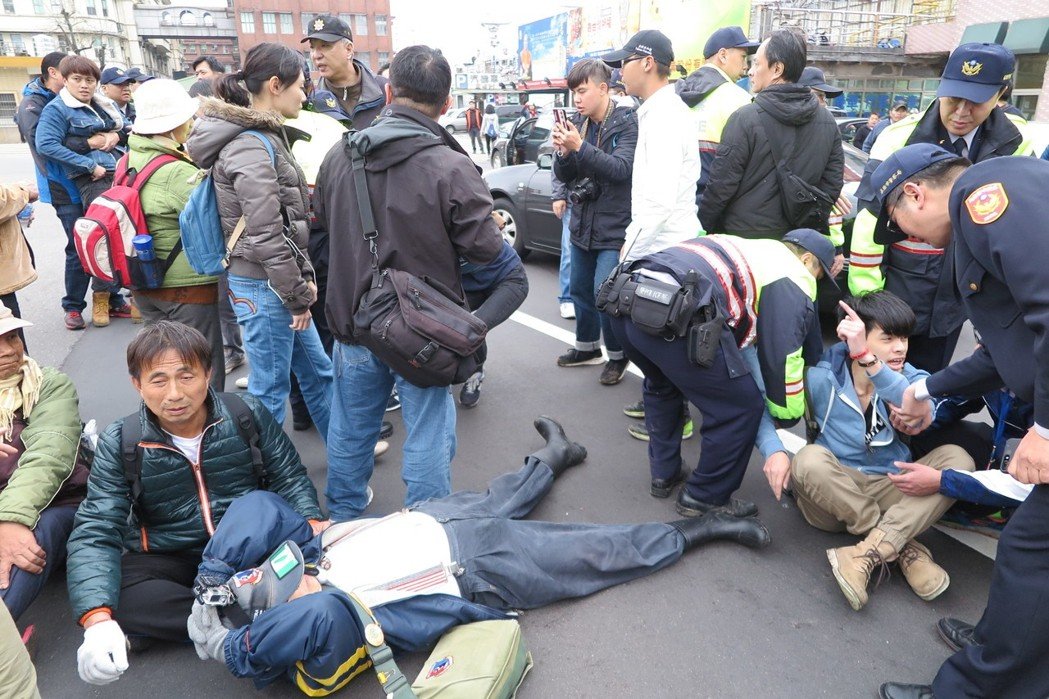 L̡_®_ dޫoLdޥˡ L̡_®_ dޫoLdޥˡ