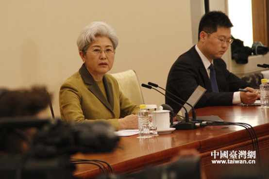 �ԒʖE�hä�˒����[�|�Y�s���饬�|���o