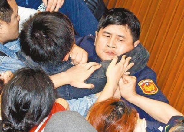 ��\�k��"�ӿ���"�L�o�﷥����:���o�v���u���G�θ�