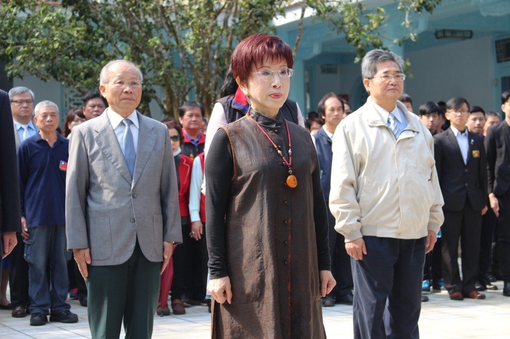 �x�~�~�D�G�����r ��������n�L�����ơ��t�u