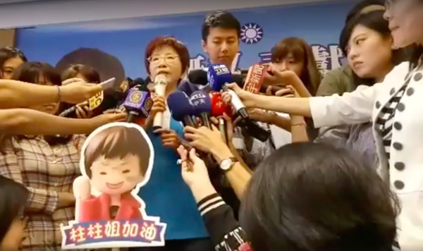 �x�~�~�K�饲�E�á~�ⓡ�{�������| �p�o�������ت�