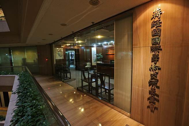 اX~gäH|än奩 اX~gäH|än奩