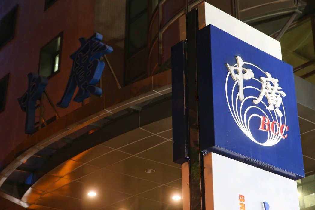 ���ا����s�����q��򾬣�����j��p�g���v�{ޮ�o��