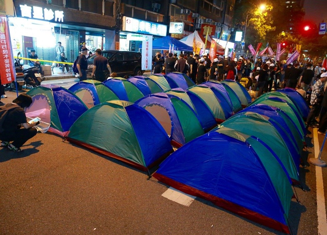 ���W����"��������"�ܬY�e������ ħ��"���Y�����"