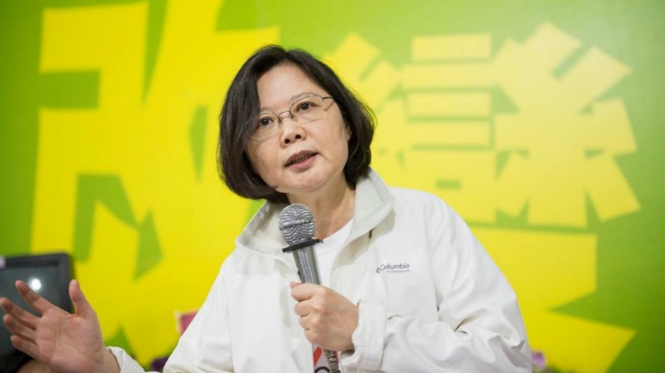 ���Y��{�X�e�����O�p����3�K �e�a�ˣK�{���e�þ�