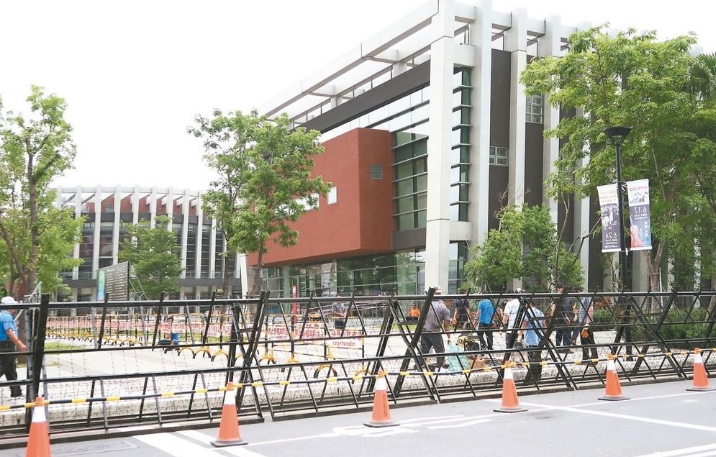 �������|��F���� �d����ɬ[�]�ڽJ�j��L�ߩ���