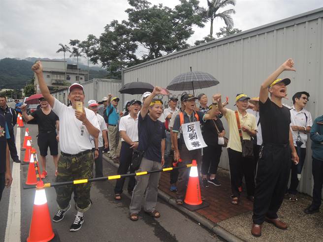 ���Y������j������ܬY:���]���Bڰ�c�ؤ�������