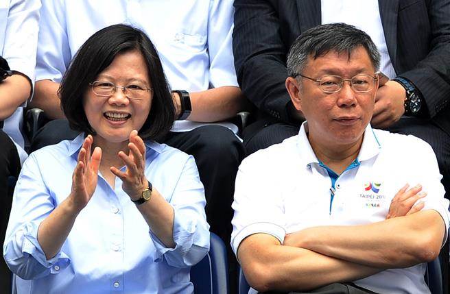 ��C�����Y���������Wک���t �d���t���~�B������