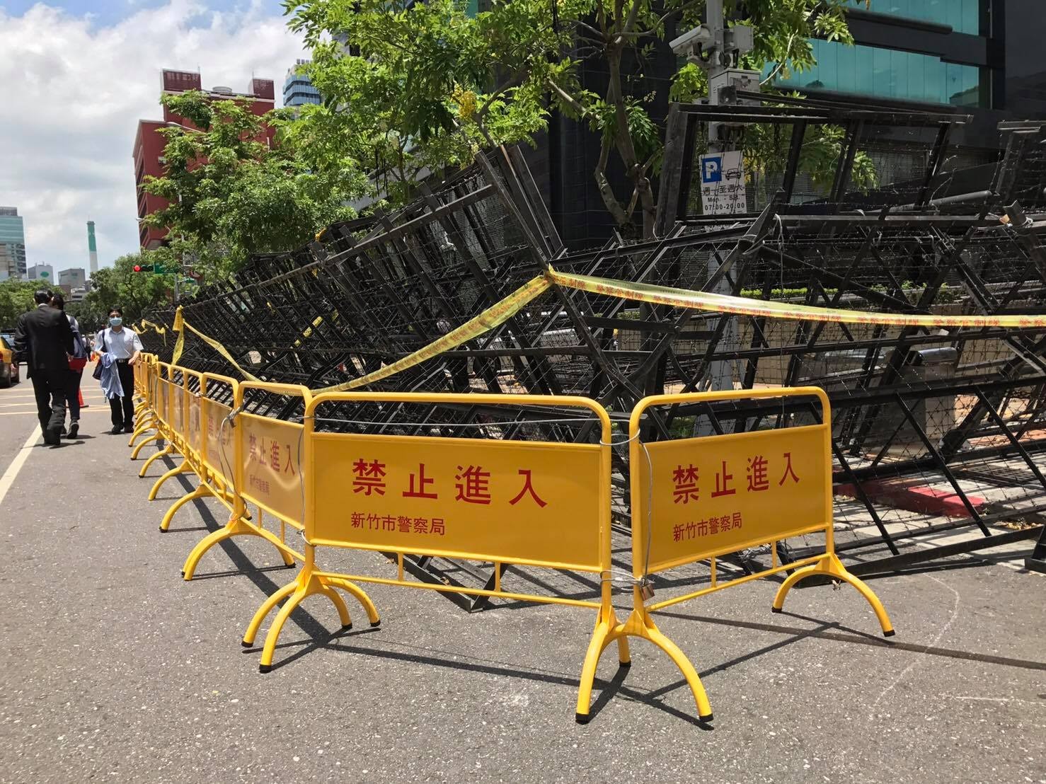 ��ا��n�C�ܬY���񽹔^�L�� �����D�s�f���H�j��