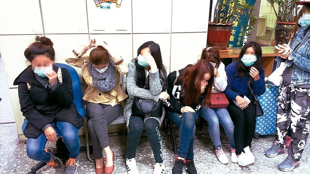 äwHͲdqYUWquuʥN äwHͲdqYUWquuʥN