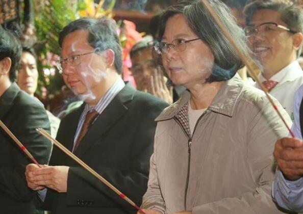 �Ϭ��k�`�L���J�I�C�����n�c����L�^���طɱN��Y��