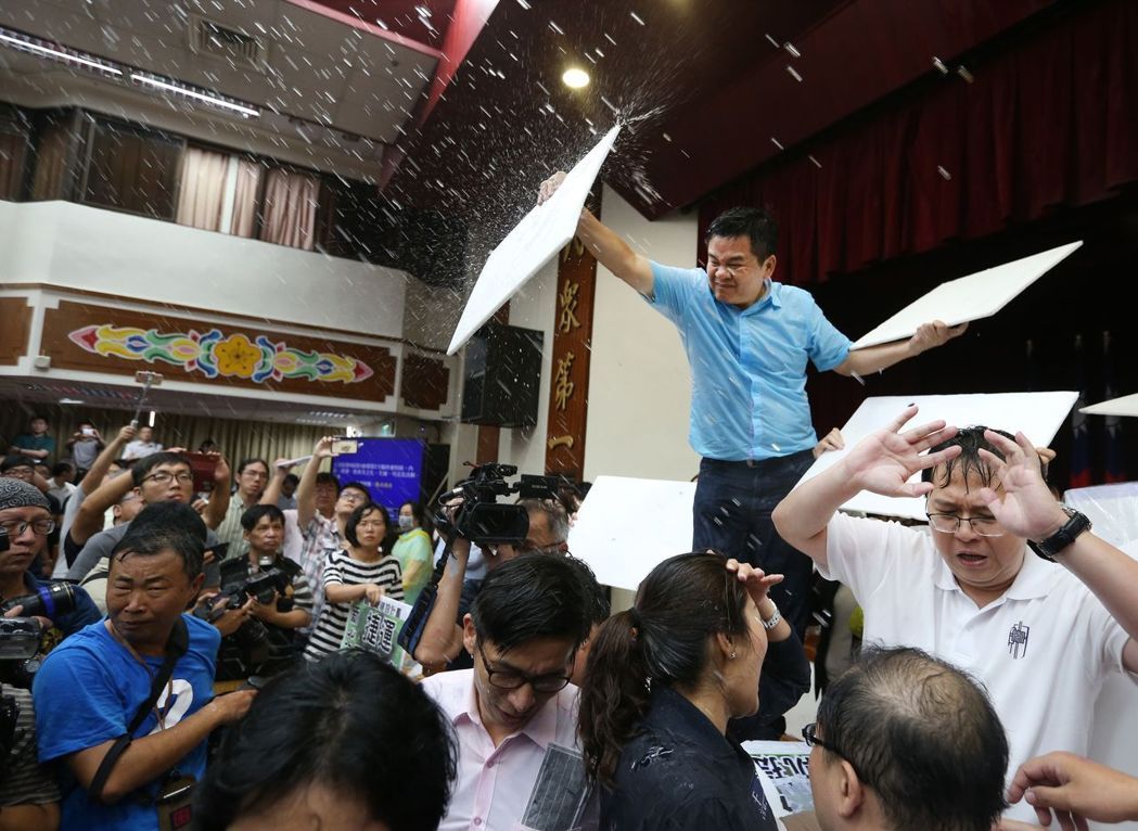 �p�p�^�ՔI�J����n"����" ��C�d�Ҥŕ׳y�H�r�õ�