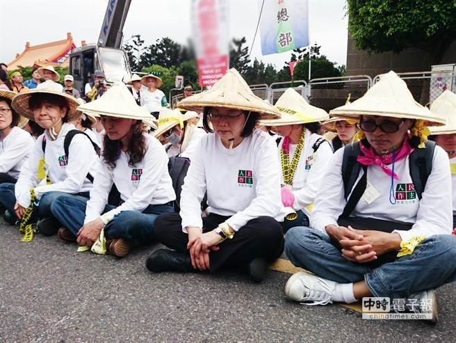 ��C��ê������������Y���Y���� ��������P����