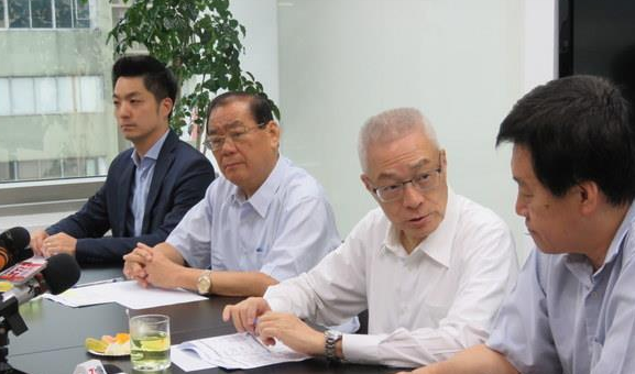 ä���n�]���˒��z�Ő�����^�k���͵��q���Ò˦J