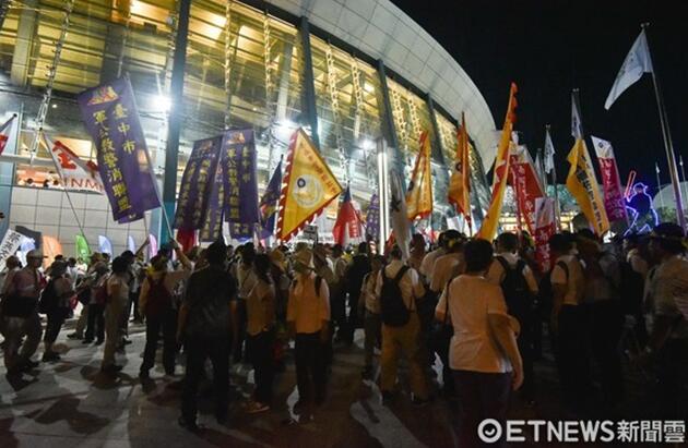 �C���ŖR�e����3% ���W�h�N�ͧj�I�䴰��������