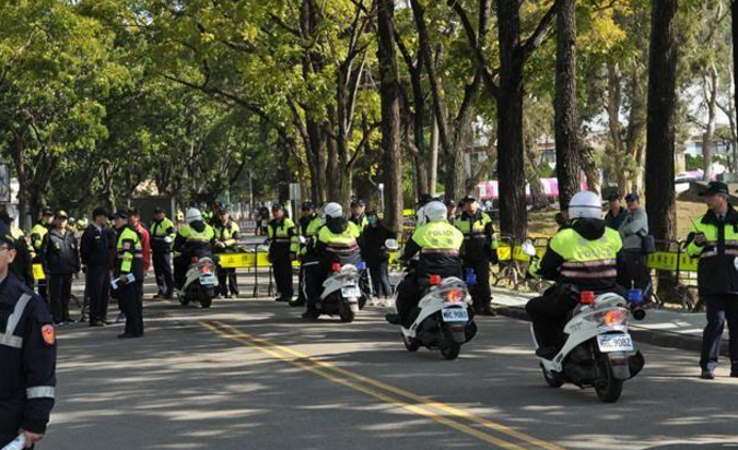 ���Y�役�^�_ħ���� �j���d�޵����K�t�m����