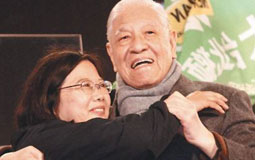 �Ȕ^�]®�_�j�����ا�������������A ��p����������w�ɢg�ߐ�