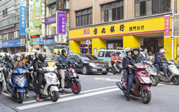 ֳ�L�L�J�j���`�s�����t ���W�{�����K�{�v�ˬސ�.jpg