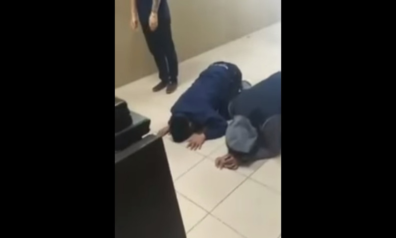 ���J�����˾r�e�j�l�� �פ��A���F�g�ئU����