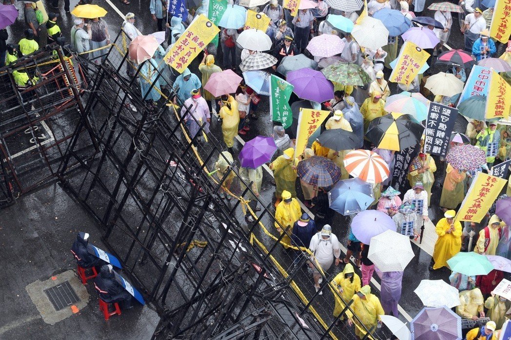 �����n���y�L���W�{�����K����ڽJ�Е[����Ŧ������3��