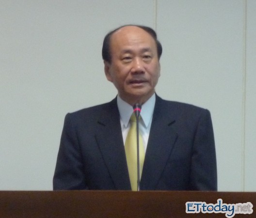 �i���J�I�n�����g���D�^�����W�g�����T�ђ�